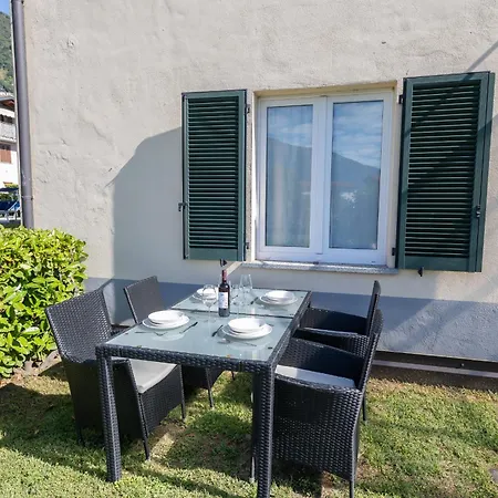 Lakeside Aparthotel 4*