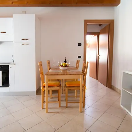 Aparthotel Lakeside 4*