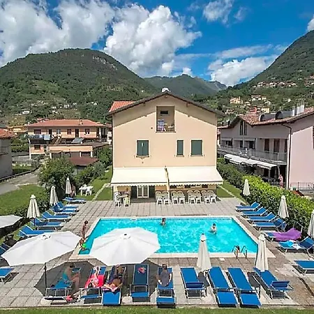 Aparthotel Lakeside Domaso