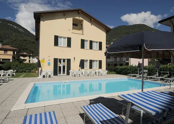 Lägenhetshotell Lakeside 4*