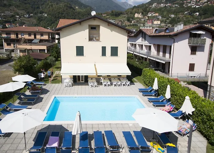 מלון דירות Lakeside דומאסו