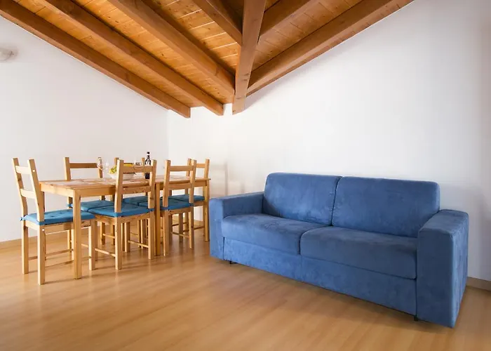 Lakeside Lägenhetshotell