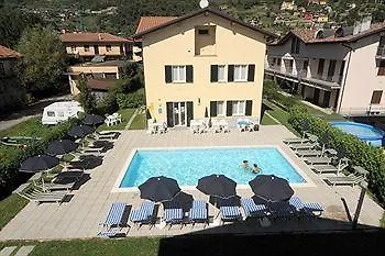 Lakeside Домазо