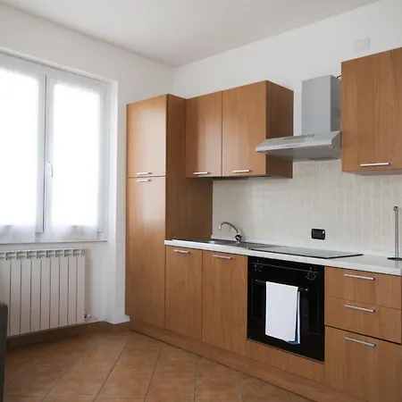 Апарт-отель Lakeside 4*