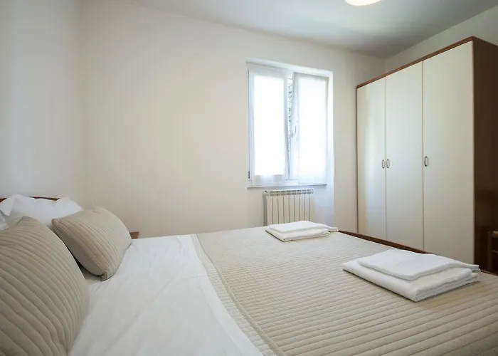 Lakeside Apartmanhotel