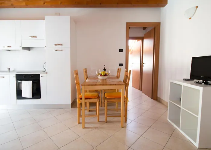 Apartmanhotel Lakeside 4*