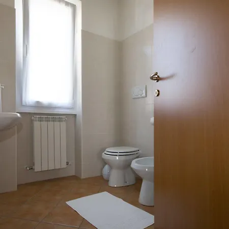 Lakeside Apartahotel